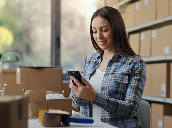Merchandiser using StoreSnap in store